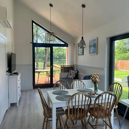 Lakeview Holiday home Gil Maly